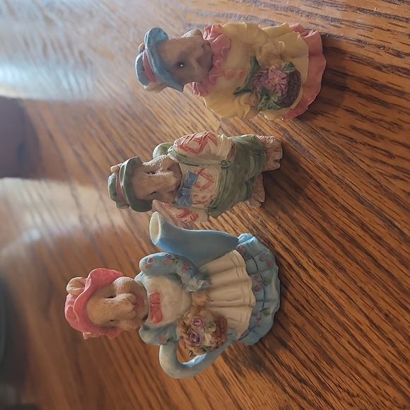 Whimsical rabbit/mouse mini tea set - Picture 3 of 8